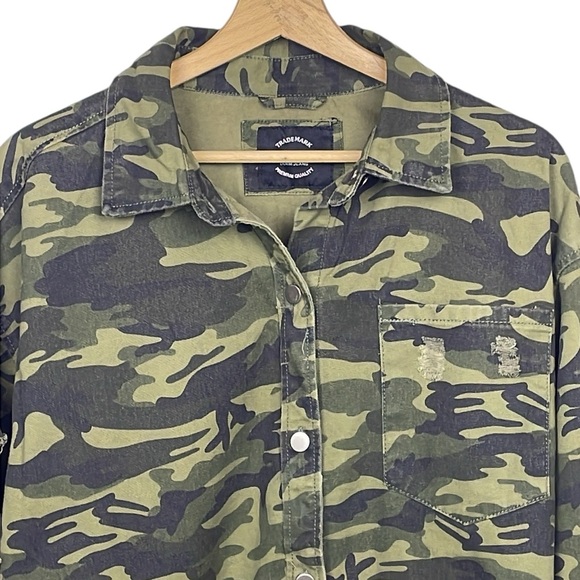 NWOT American Bazi Distressed Quality Denim Camouflage Jacket Women’s Size L - Picture 15 of 15